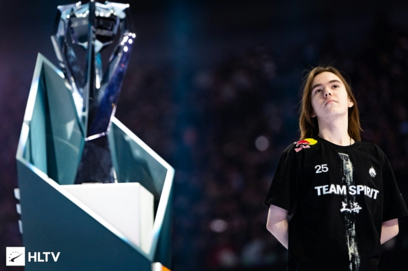 2022LPL夏季赛直播：WE居然掏出了第二套阵容